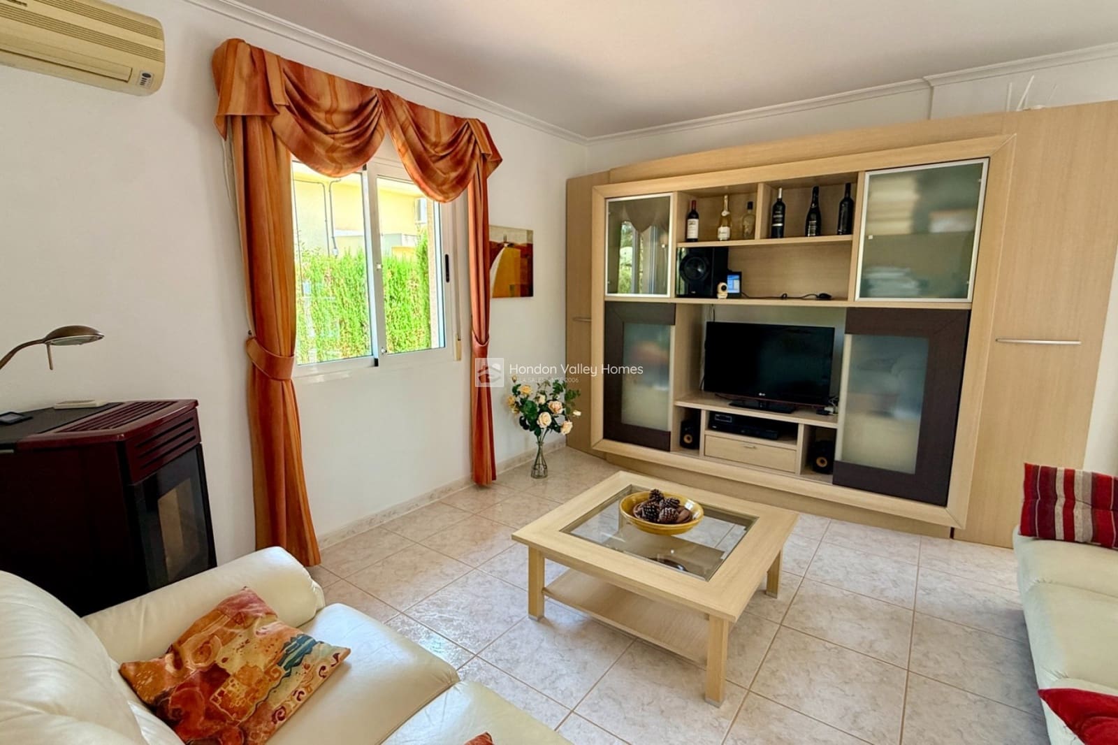3 bedroom Villa for sale in Hondon de las Nieves with pool garage - € 350,000 (Ref: 10014788)