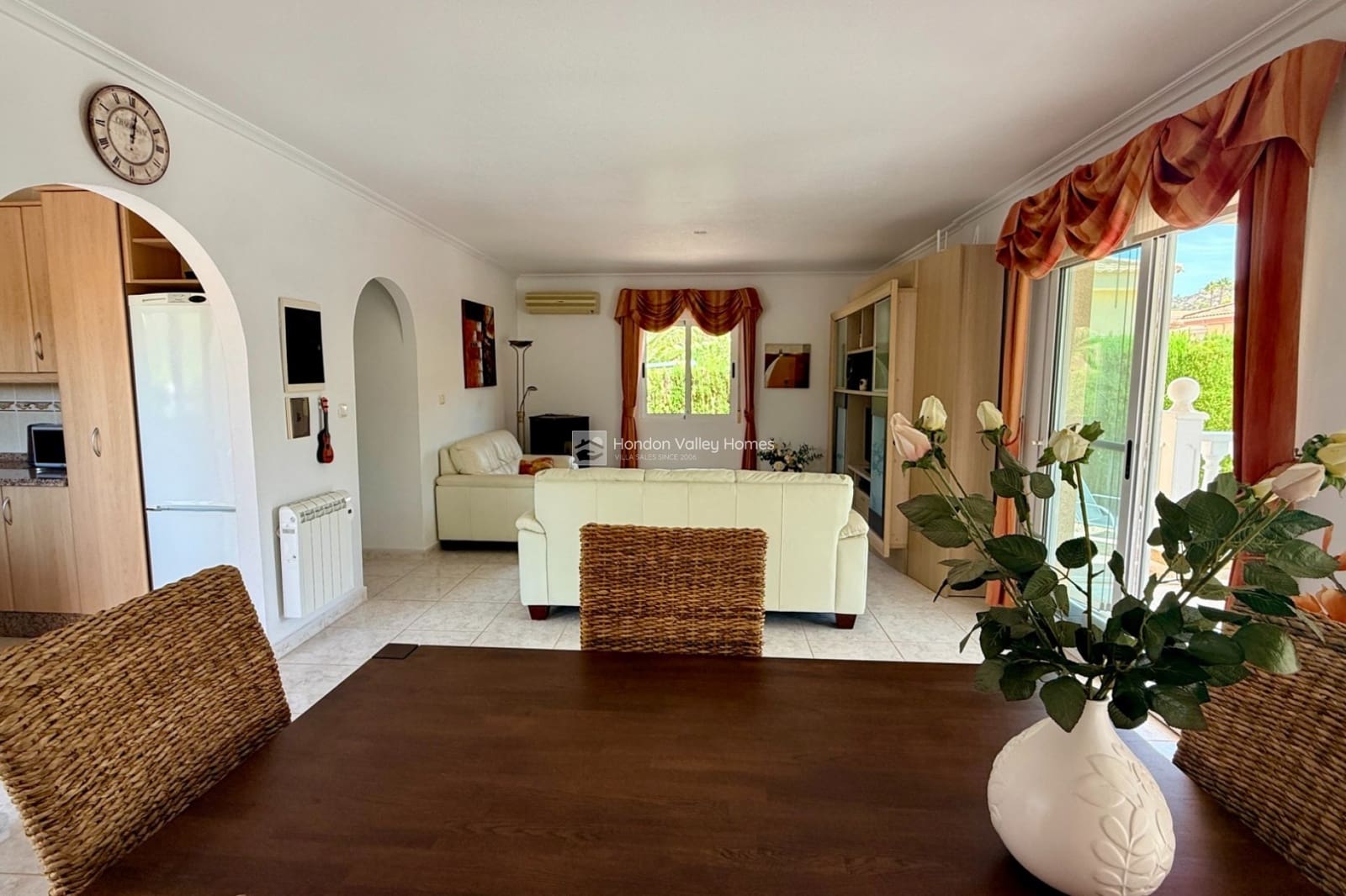 3 bedroom Villa for sale in Hondon de las Nieves with pool garage - € 350,000 (Ref: 10014788)