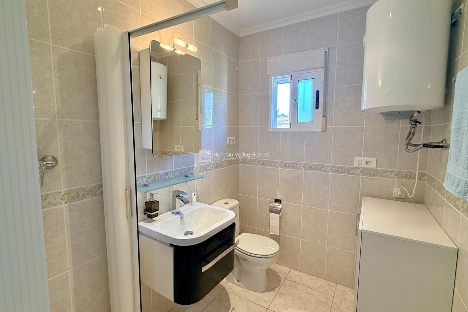 3 bedroom Villa for sale in Hondon de las Nieves with pool garage - € 350,000 (Ref: 10014788)