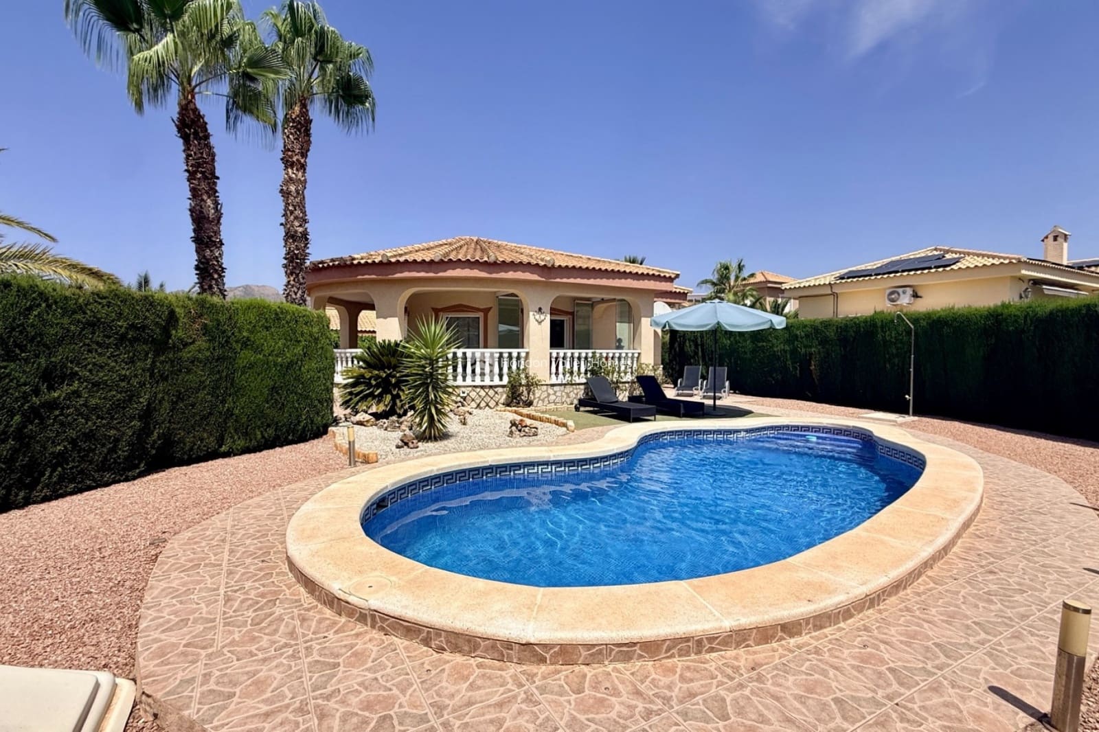 3 bedroom Villa for sale in Hondon de las Nieves with pool garage - € 350,000 (Ref: 10014788)