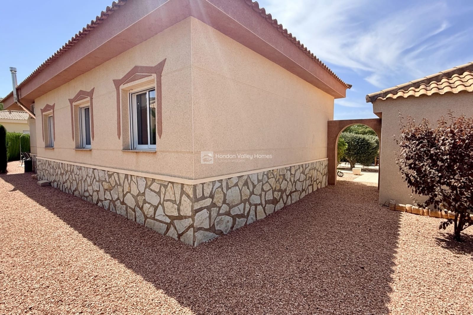 3 bedroom Villa for sale in Hondon de las Nieves with pool garage - € 350,000 (Ref: 10014788)