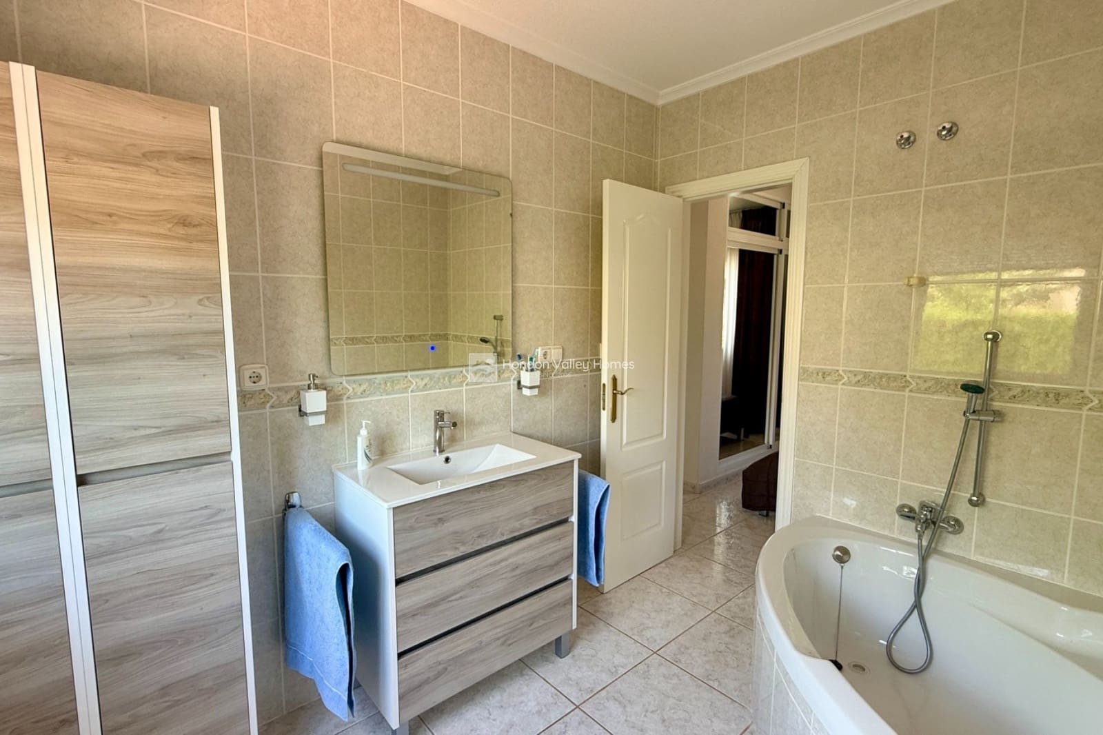 3 bedroom Villa for sale in Hondon de las Nieves with pool garage - € 350,000 (Ref: 10014788)