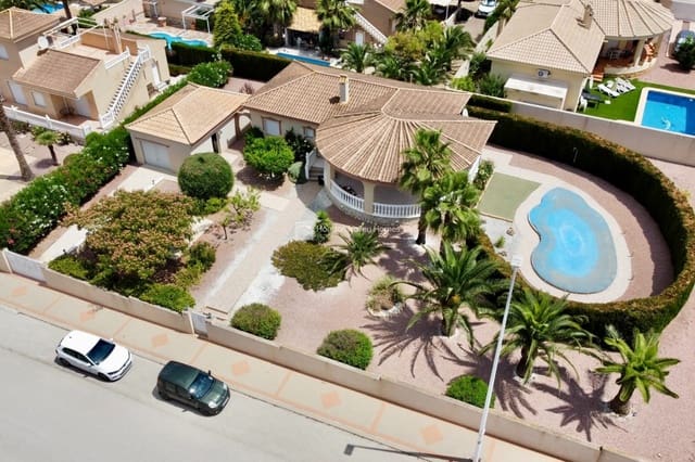 3 soveværelse Villa til salg i Hondón de las Nieves med swimmingpool garage - € 350.000 (Ref: 10014788)