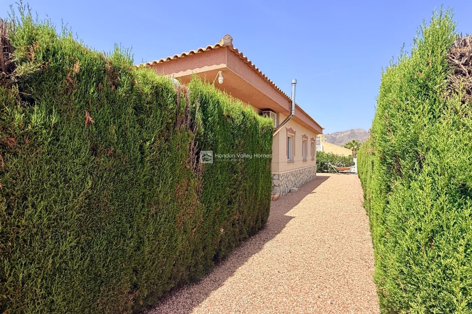 3 bedroom Villa for sale in Hondon de las Nieves with pool garage - € 350,000 (Ref: 10014788)