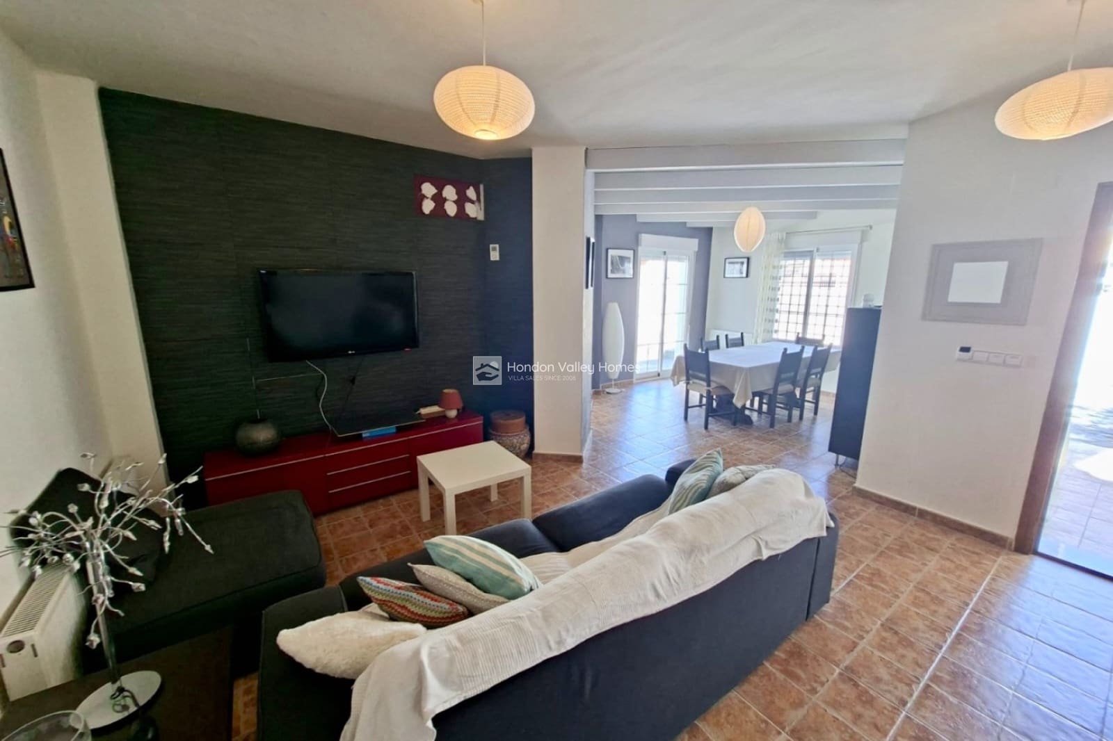 5 bedroom Villa for sale in Fortuna with pool - € 269,500 (Ref: 10033315)