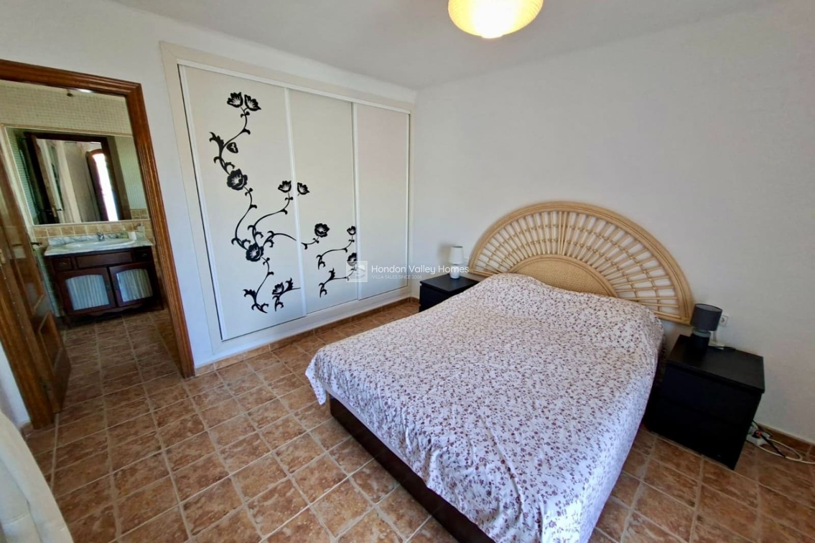 5 bedroom Villa for sale in Fortuna with pool - € 269,500 (Ref: 10033315)