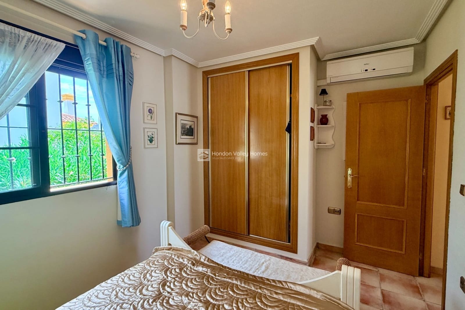 4 soveværelse Villa til salg i Hondon de las Nieves med swimmingpool garage - € 299.950 (Ref: 10039977)