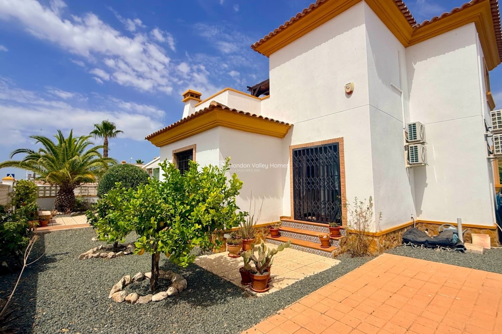 4 soveværelse Villa til salg i Hondon de las Nieves med swimmingpool garage - € 299.950 (Ref: 10039977)