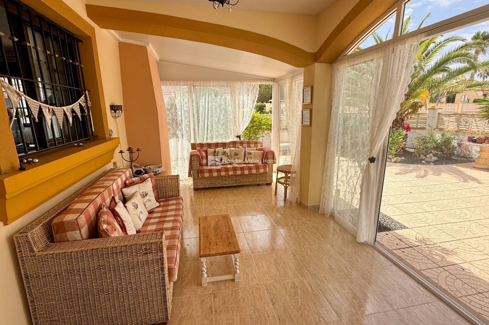 4 soveværelse Villa til salg i Hondon de las Nieves med swimmingpool garage - € 299.950 (Ref: 10039977)