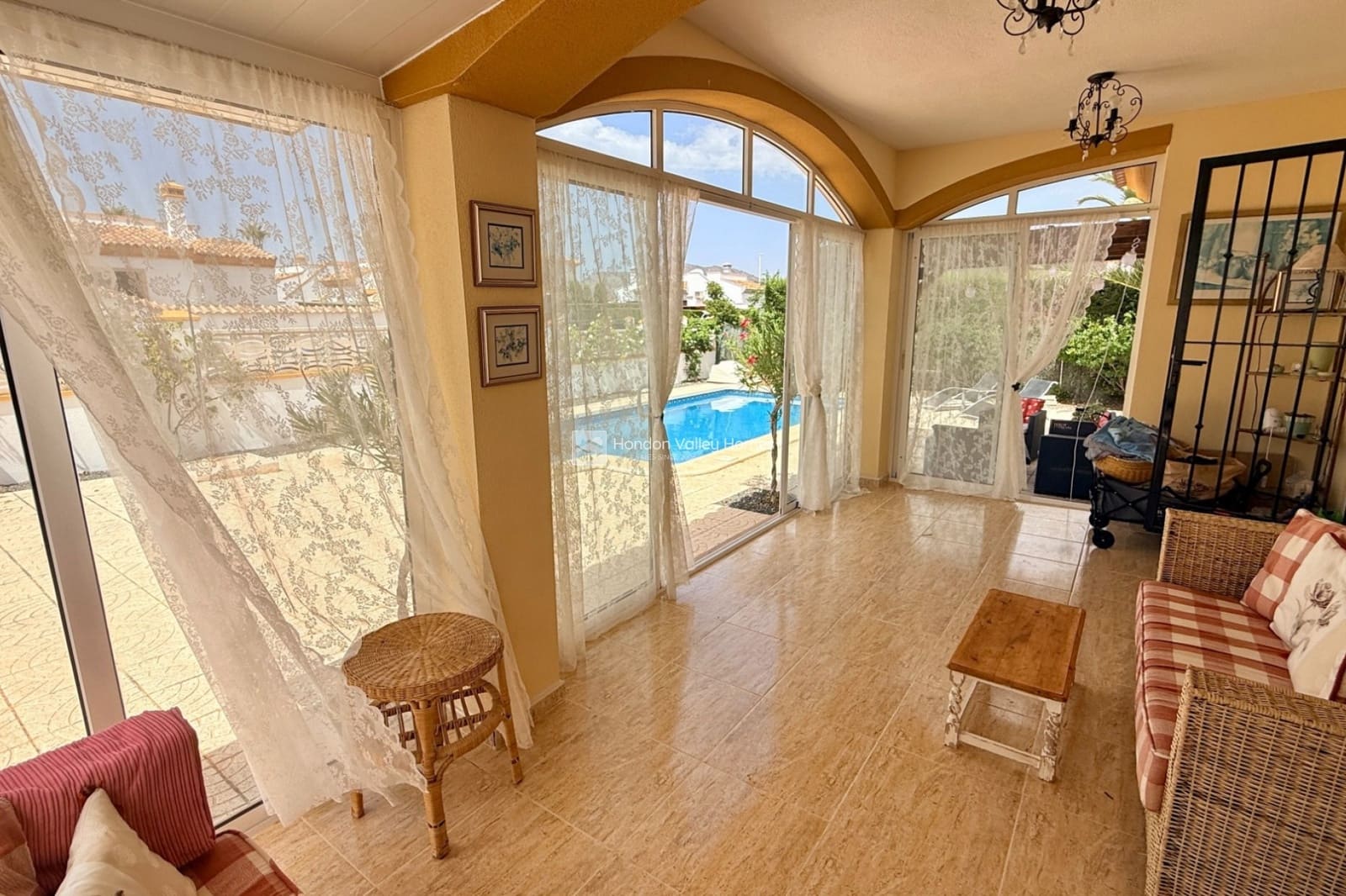 4 soveværelse Villa til salg i Hondon de las Nieves med swimmingpool garage - € 299.950 (Ref: 10039977)