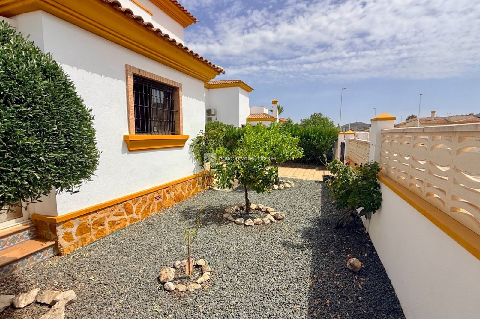 4 soveværelse Villa til salg i Hondon de las Nieves med swimmingpool garage - € 299.950 (Ref: 10039977)