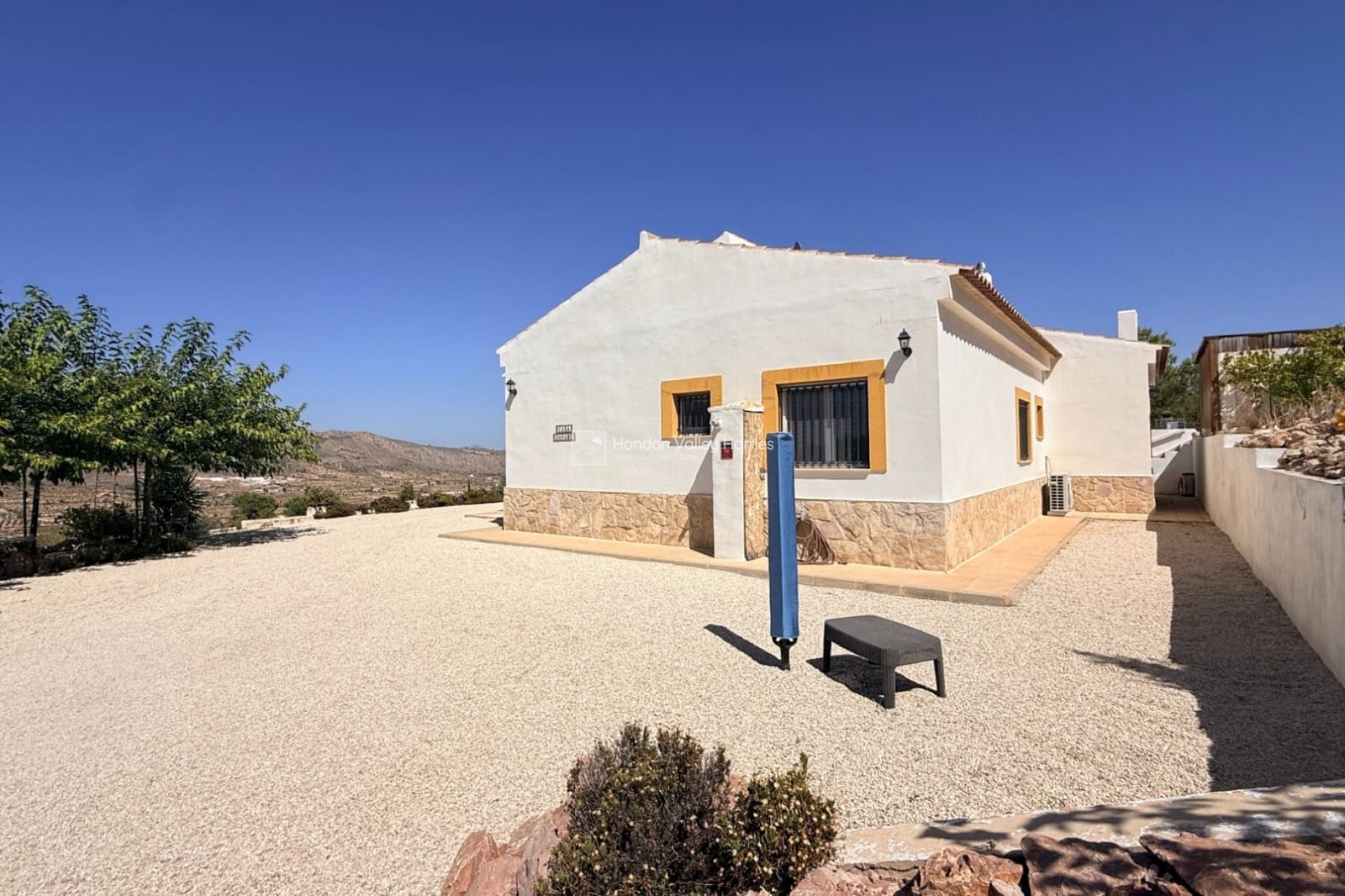 4 slaapkamer Villa te koop in La Romana met zwembad garage - € 399.950 (Ref: 10057651)