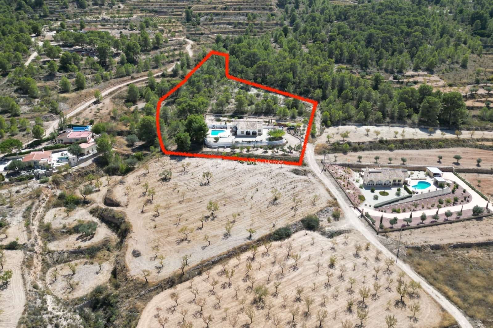 4 slaapkamer Villa te koop in La Romana met zwembad garage - € 399.950 (Ref: 10057651)