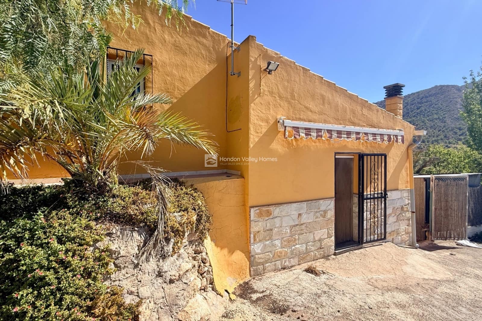 6 quarto Casa de Caverna para venda em L'Alguena / Alguenya com piscina garagem - 225 000 € (Ref: 10094178)