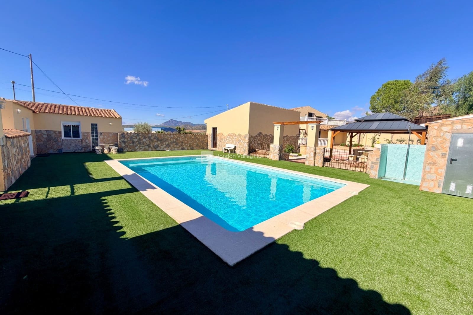 6 soverom Finca/Herregård til salgs i Barinas med svømmebasseng garasje - € 472 000 (Ref: 10165573)