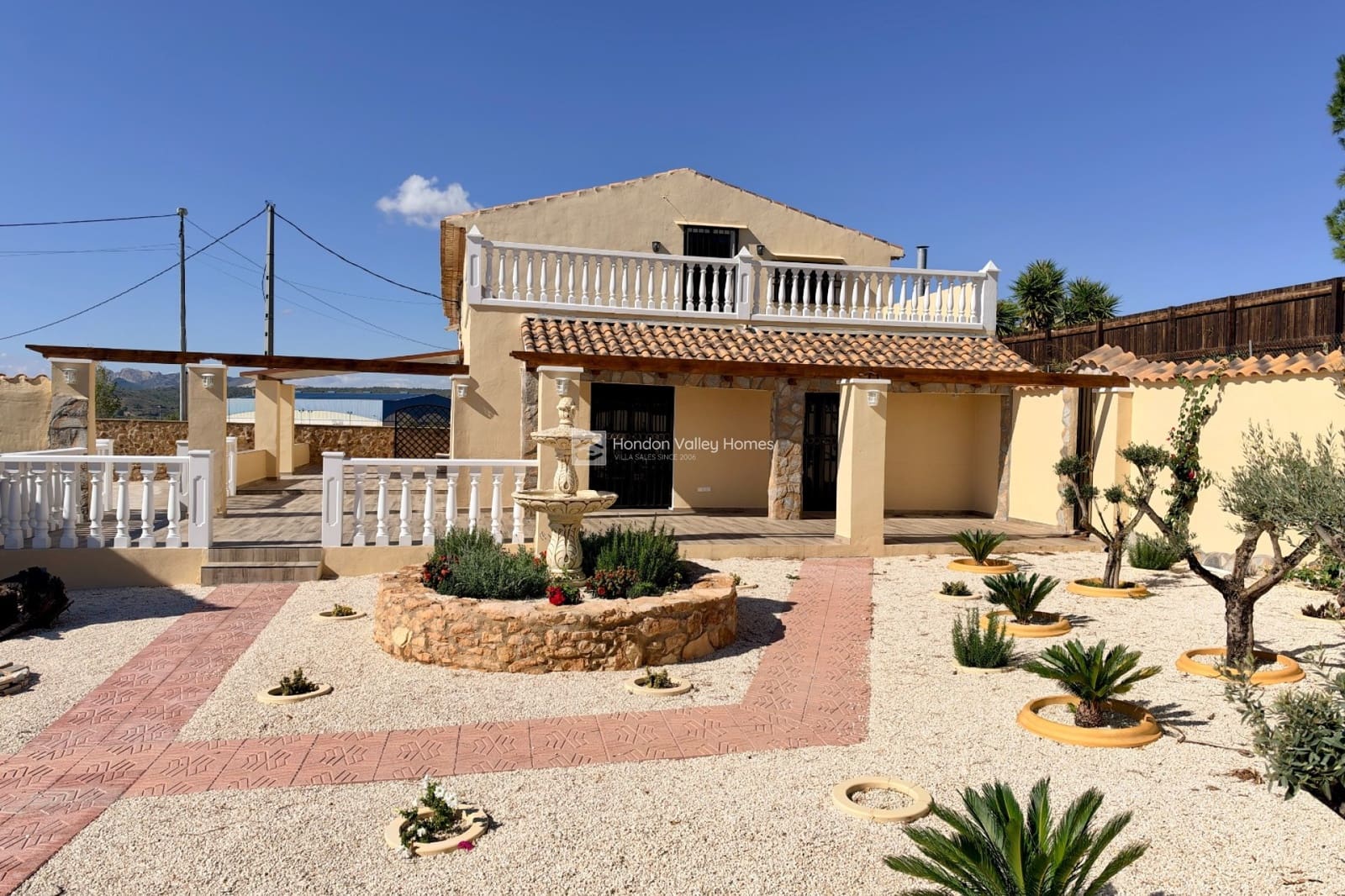 6 soverom Finca/Herregård til salgs i Barinas med svømmebasseng garasje - € 472 000 (Ref: 10165573)