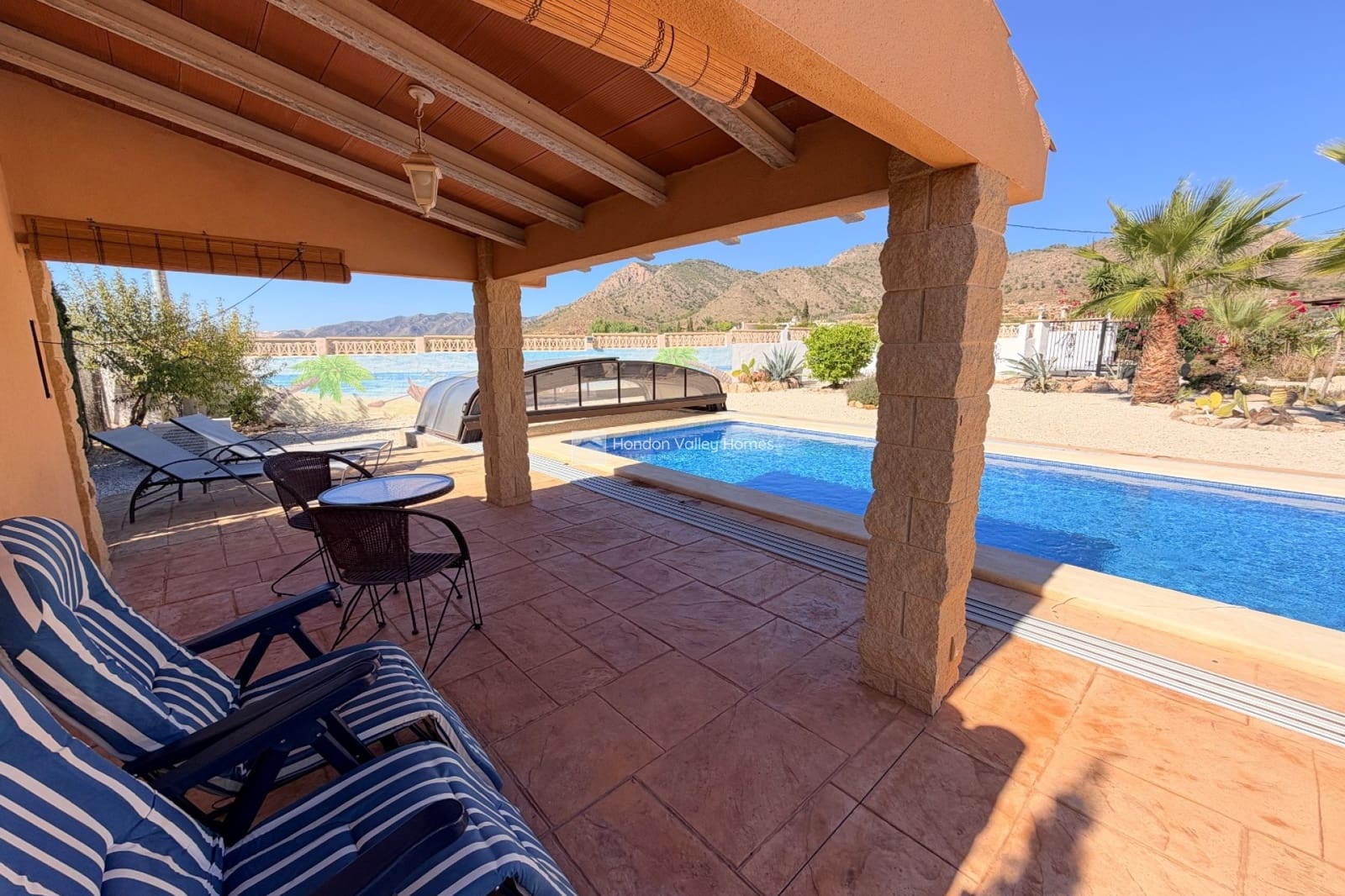 3 Zimmer Villa zu verkaufen in Macisvenda mit Pool Garage - 349.950 € (Ref: 10167960)