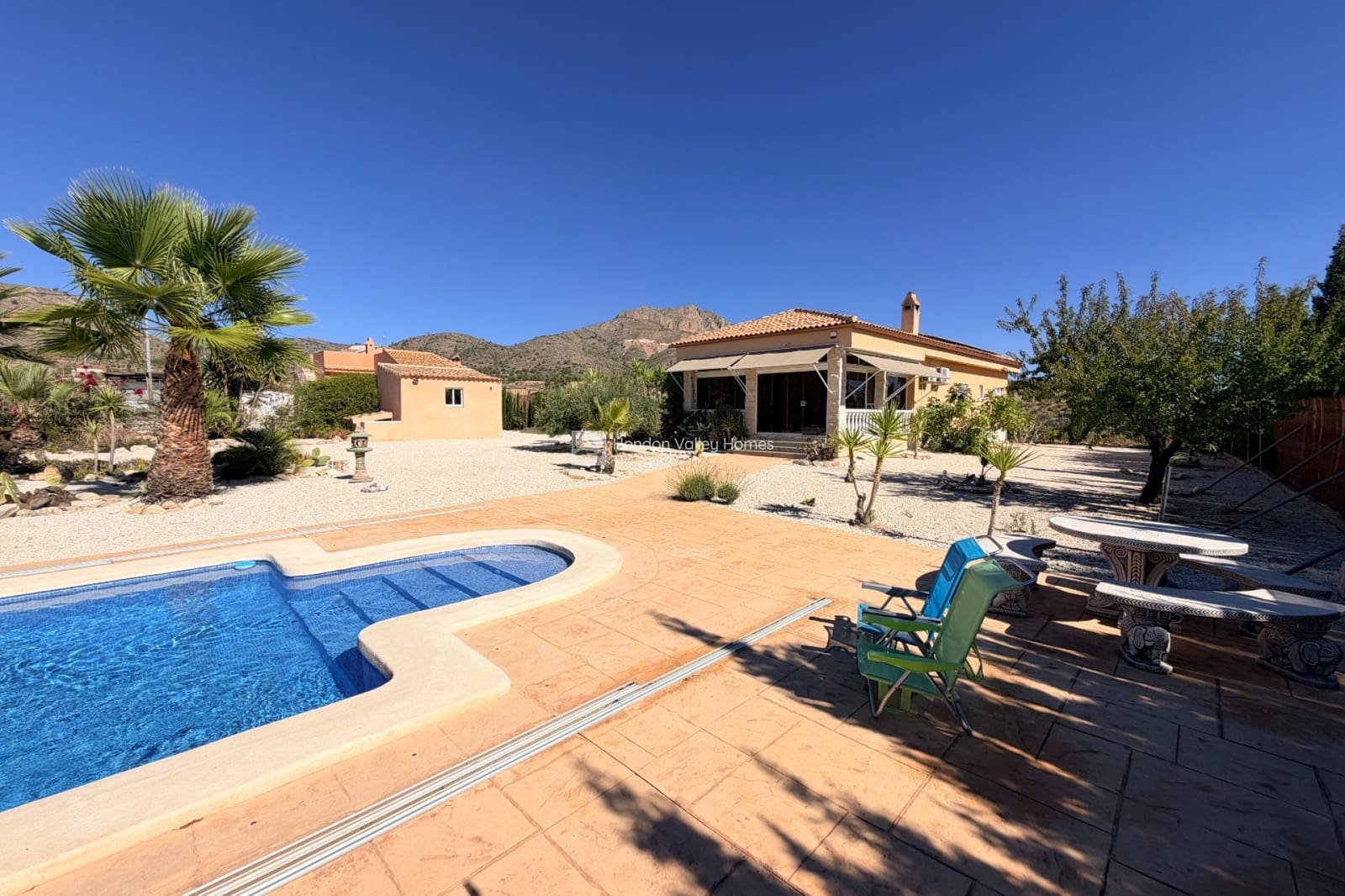 3 Zimmer Villa zu verkaufen in Macisvenda mit Pool Garage - 349.950 € (Ref: 10167960)