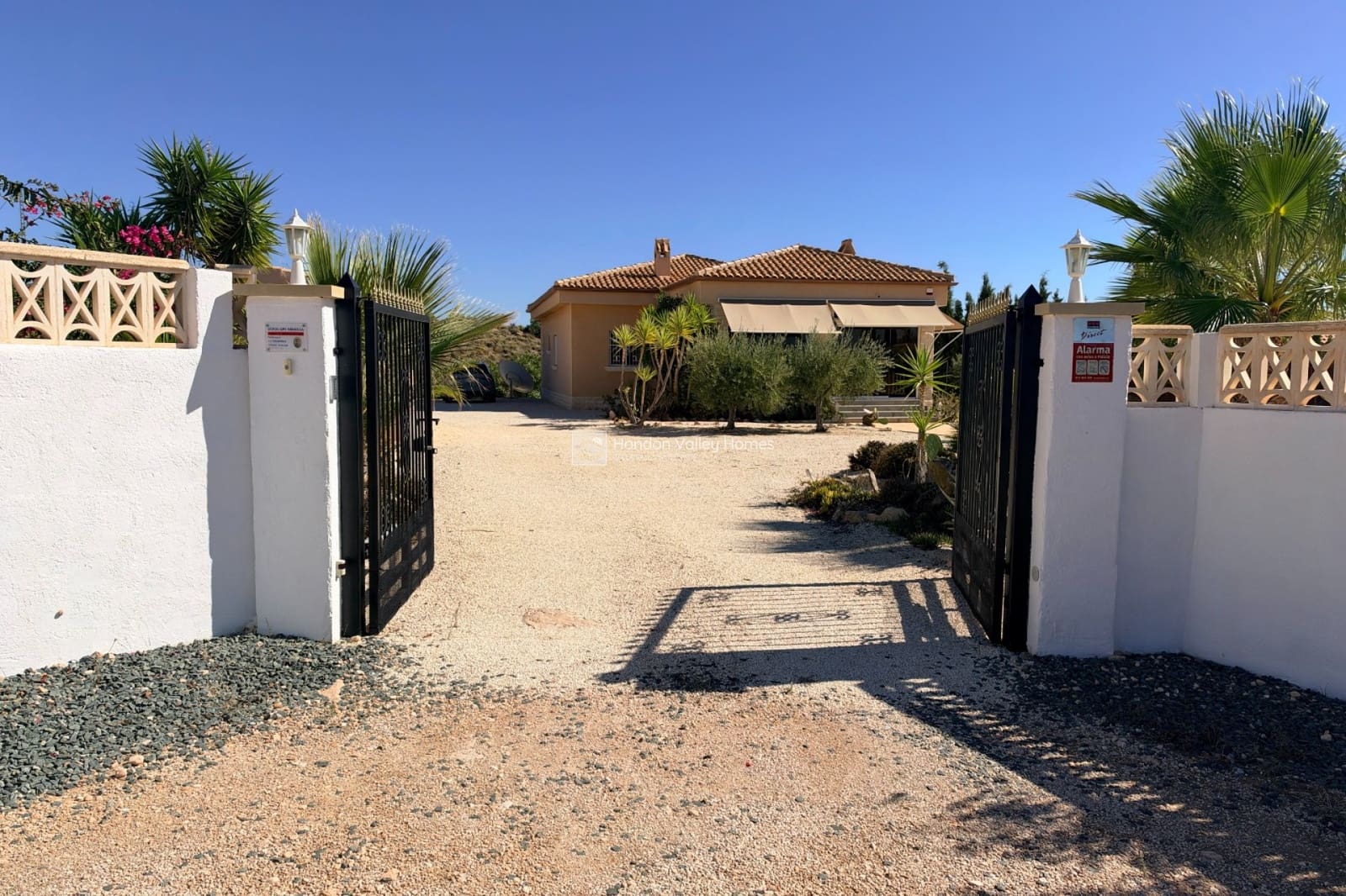 3 Zimmer Villa zu verkaufen in Macisvenda mit Pool Garage - 349.950 € (Ref: 10167960)