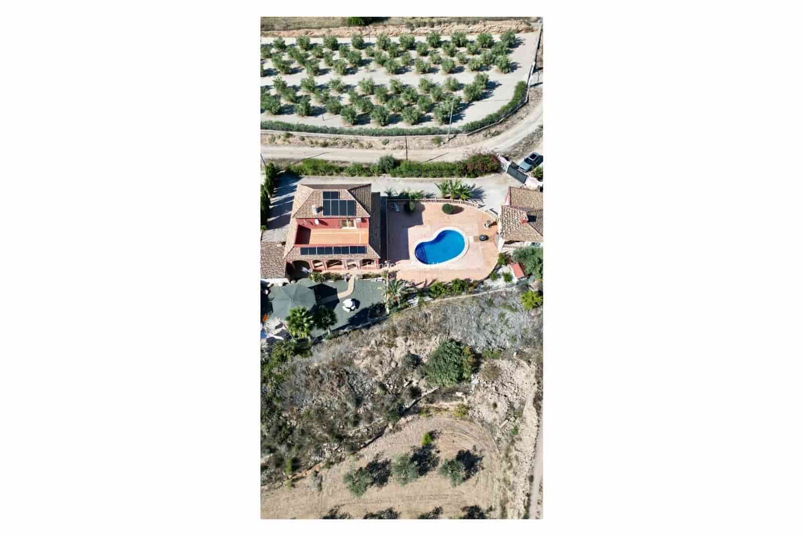 4 Zimmer Villa zu verkaufen in Macisvenda mit Pool Garage - 325.000 € (Ref: 10170244)