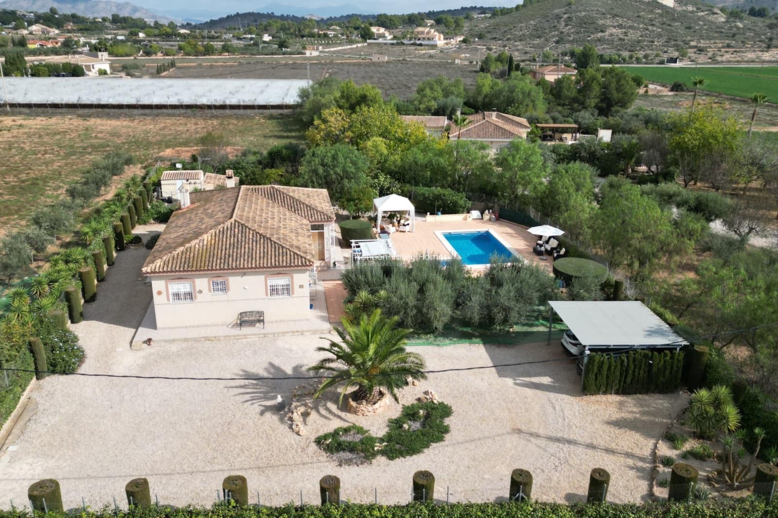 3 sypialnia Finka/Dom wiejski na sprzedaż w Hondon de las Nieves z basenem garażem - 385 000 € (Ref: 10187655)