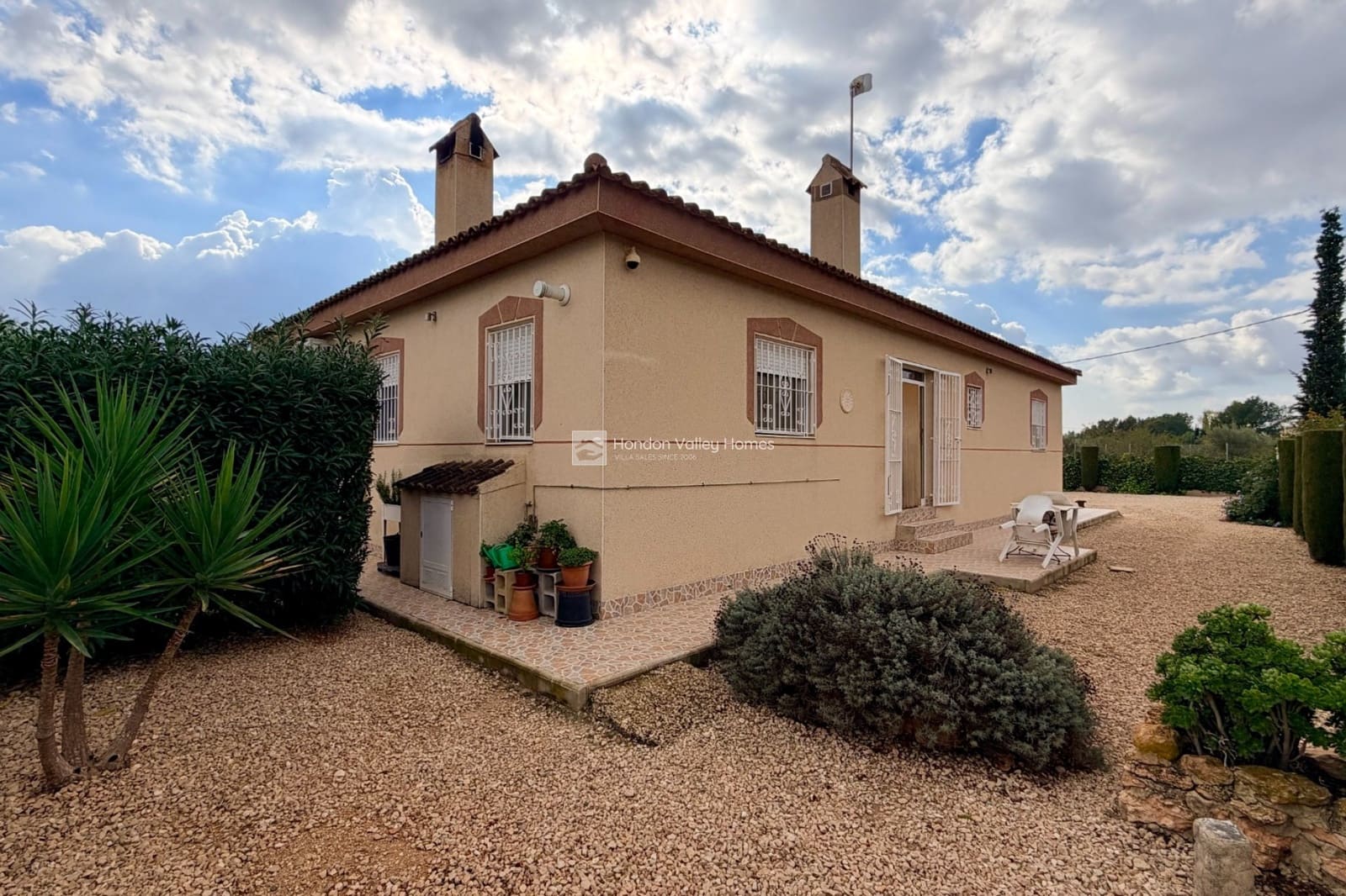 3 sypialnia Finka/Dom wiejski na sprzedaż w Hondon de las Nieves z basenem garażem - 385 000 € (Ref: 10187655)