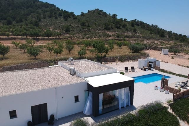 3 soverom Villa til salgs i Macisvenda, Abanilla med svømmebasseng garasje - € 340 000 (Ref: 6550669)