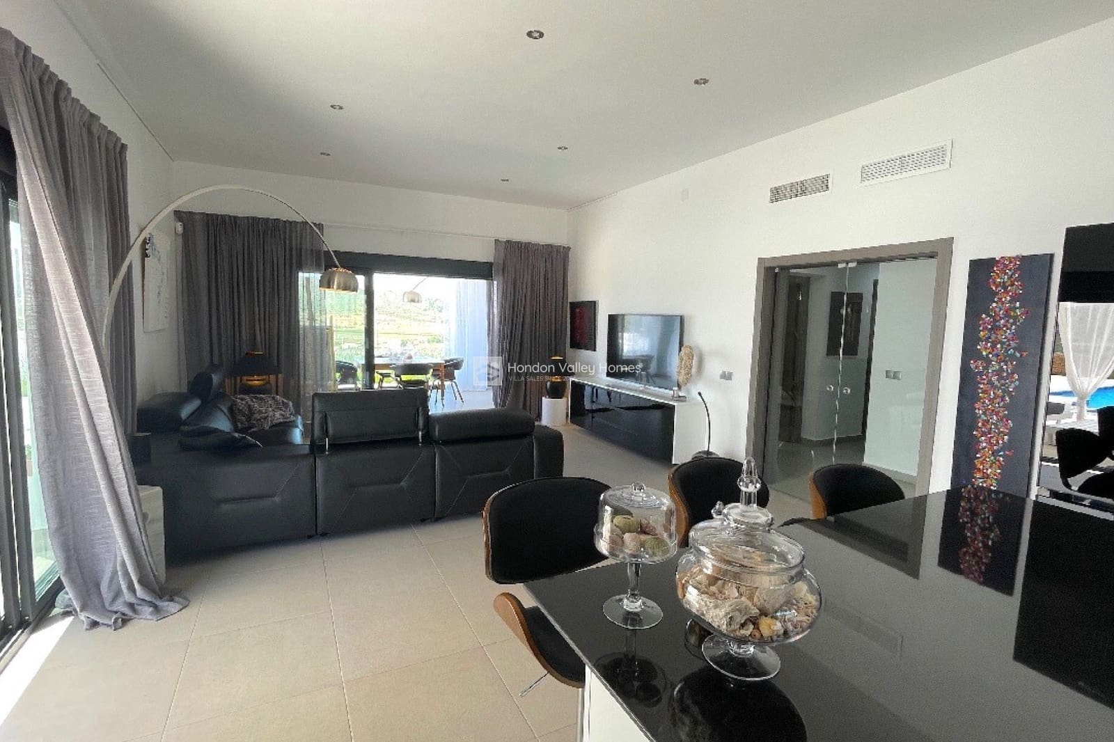 3 bedroom Villa for sale in Macisvenda with pool garage - € 369,950 (Ref: 6550669)