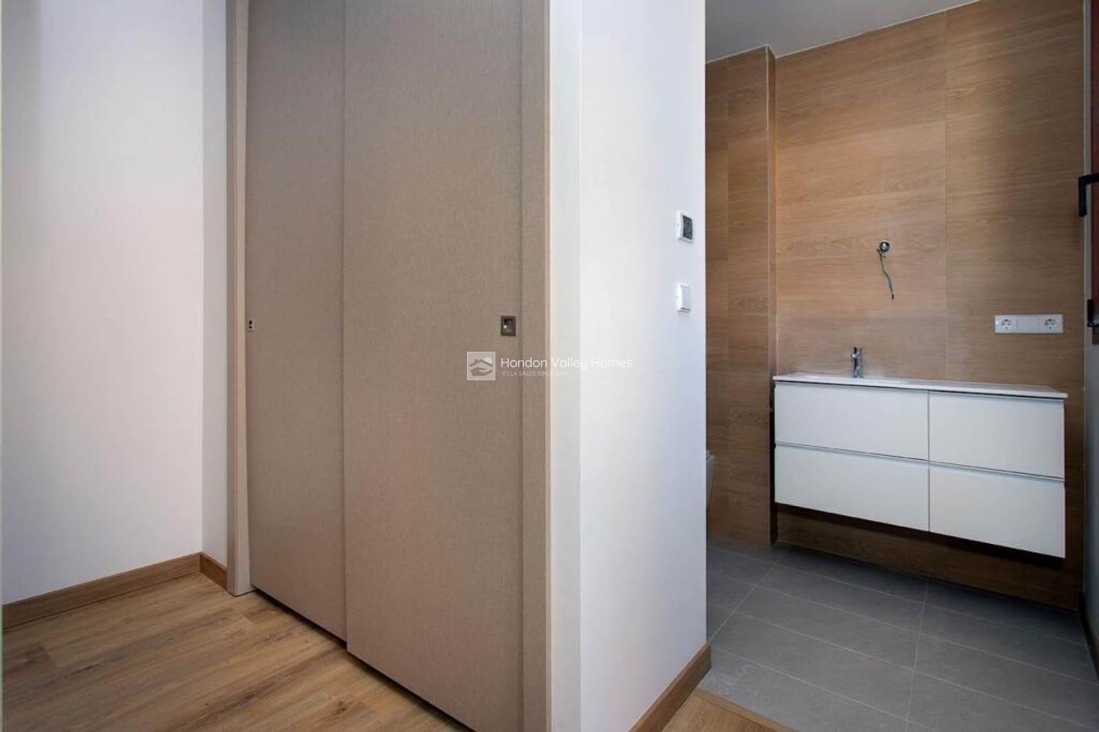 Apartamento de 3 habitaciones en Hondón de las Nieves en venta - 220.000 € (Ref: 9022087)