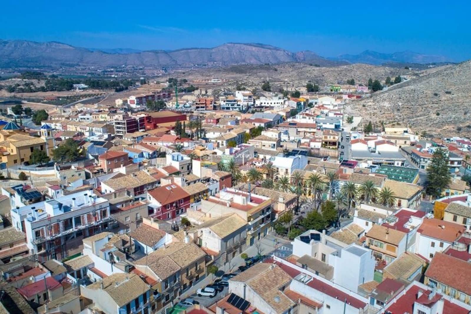 Apartamento de 3 habitaciones en Hondón de las Nieves en venta - 220.000 € (Ref: 9022087)