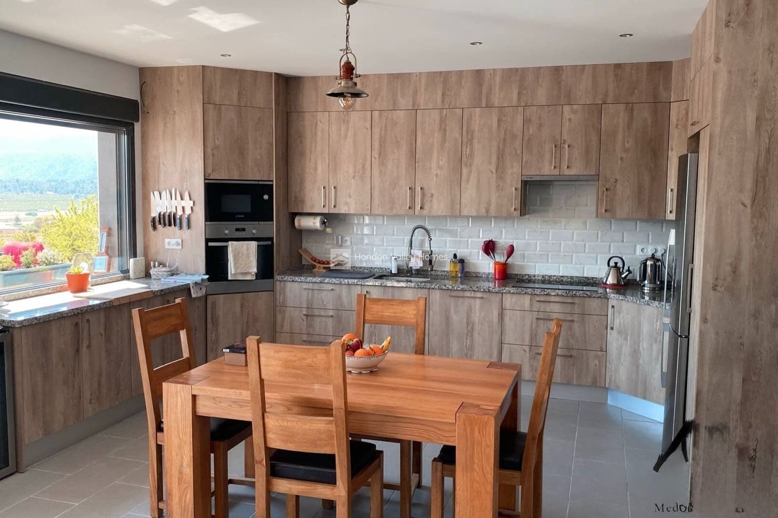 Chalet de 4 habitaciones en Hondón de las Nieves en venta con piscina garaje - 334.950 € (Ref: 9022093)