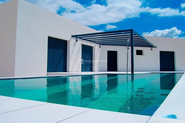 Chalet de 4 habitaciones en Hondón de las Nieves en venta con piscina garaje - 334.950 € (Ref: 9022093)