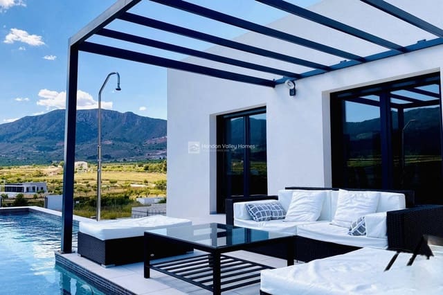 Chalet de 4 habitaciones en Hondón de las Nieves en venta con piscina garaje - 334.950 € (Ref: 9022093)