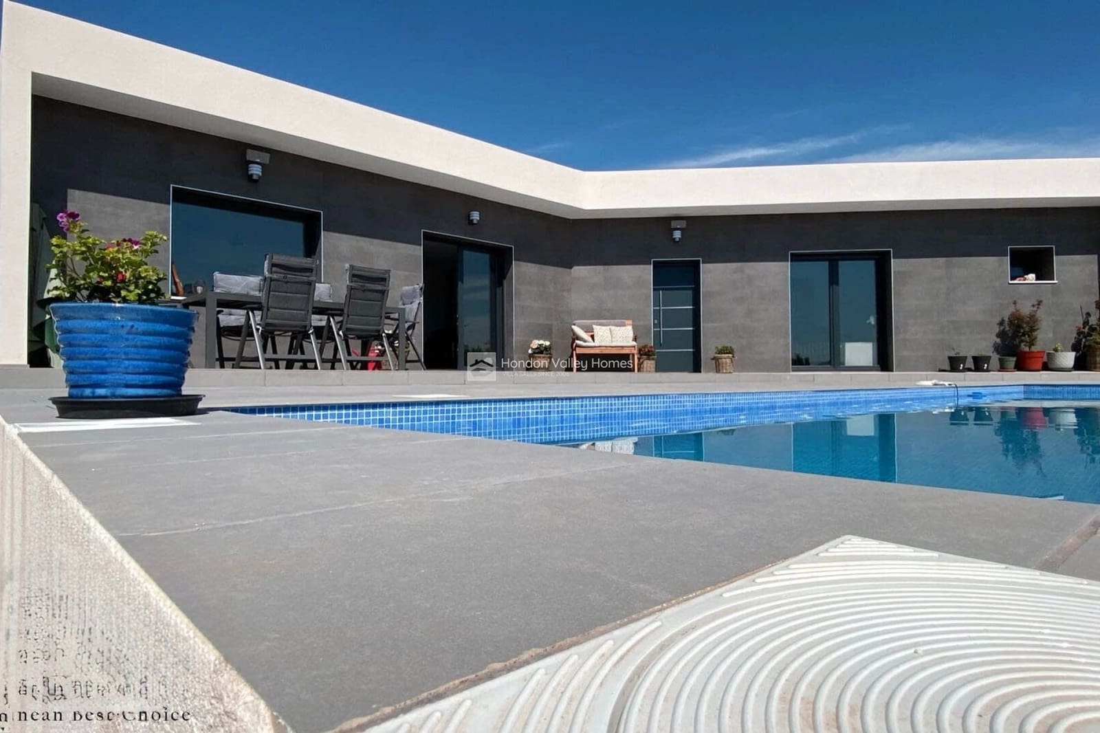 Chalet de 4 habitaciones en Hondón de las Nieves en venta con piscina garaje - 334.950 € (Ref: 9022093)