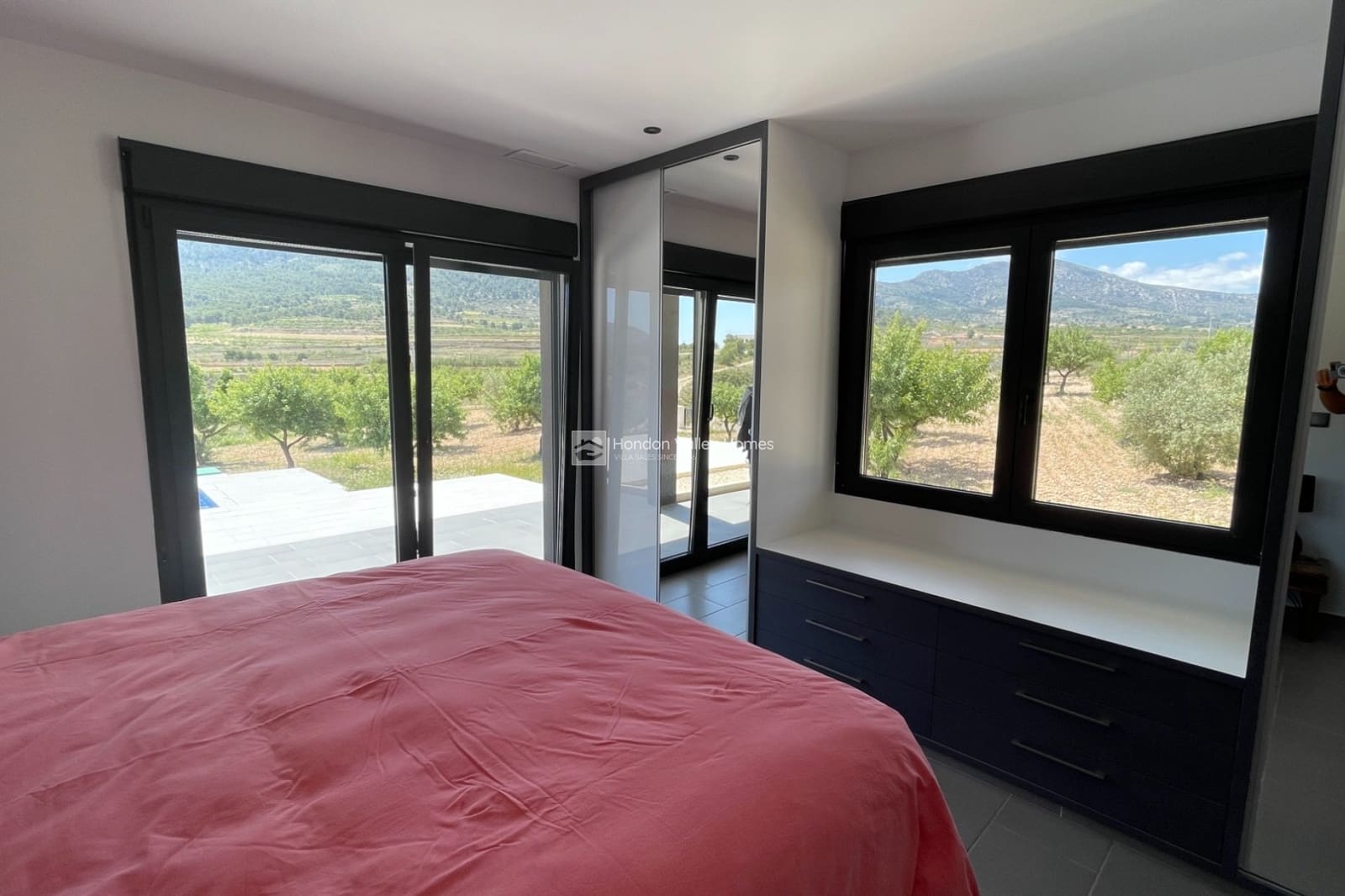 Chalet de 3 habitaciones en Hondón de las Nieves en venta con piscina - 319.140 € (Ref: 9022094)