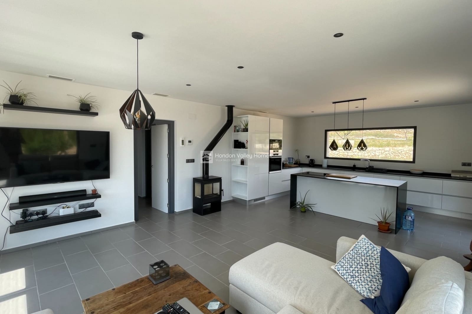 Chalet de 3 habitaciones en Hondón de las Nieves en venta con piscina - 319.140 € (Ref: 9022094)