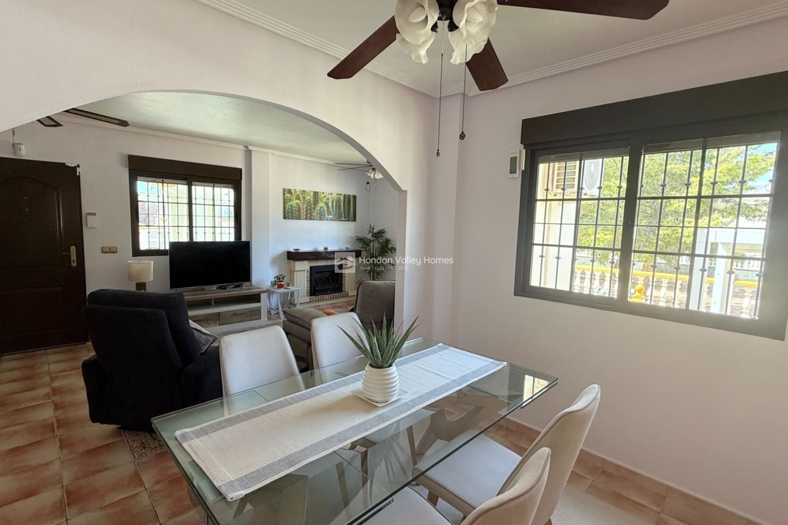 3 soveværelse Villa til salg i Hondon de las Nieves med swimmingpool - € 298.000 (Ref: 9208708)