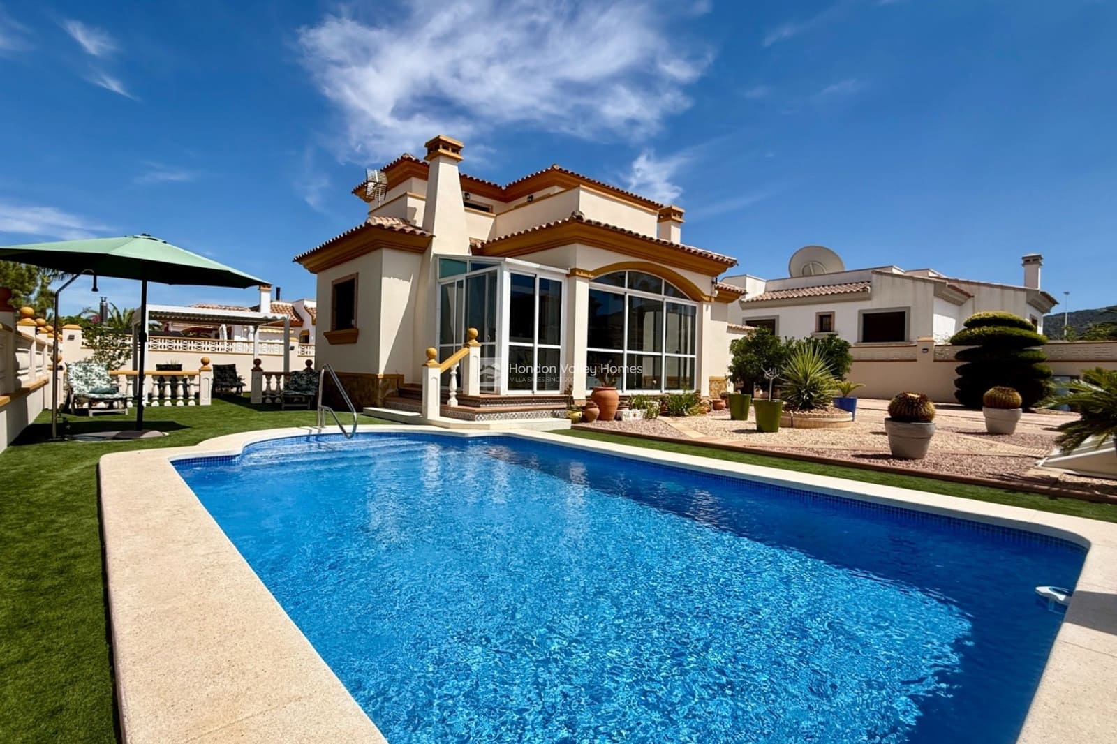 3 soveværelse Villa til salg i Hondon de las Nieves med swimmingpool - € 298.000 (Ref: 9208708)