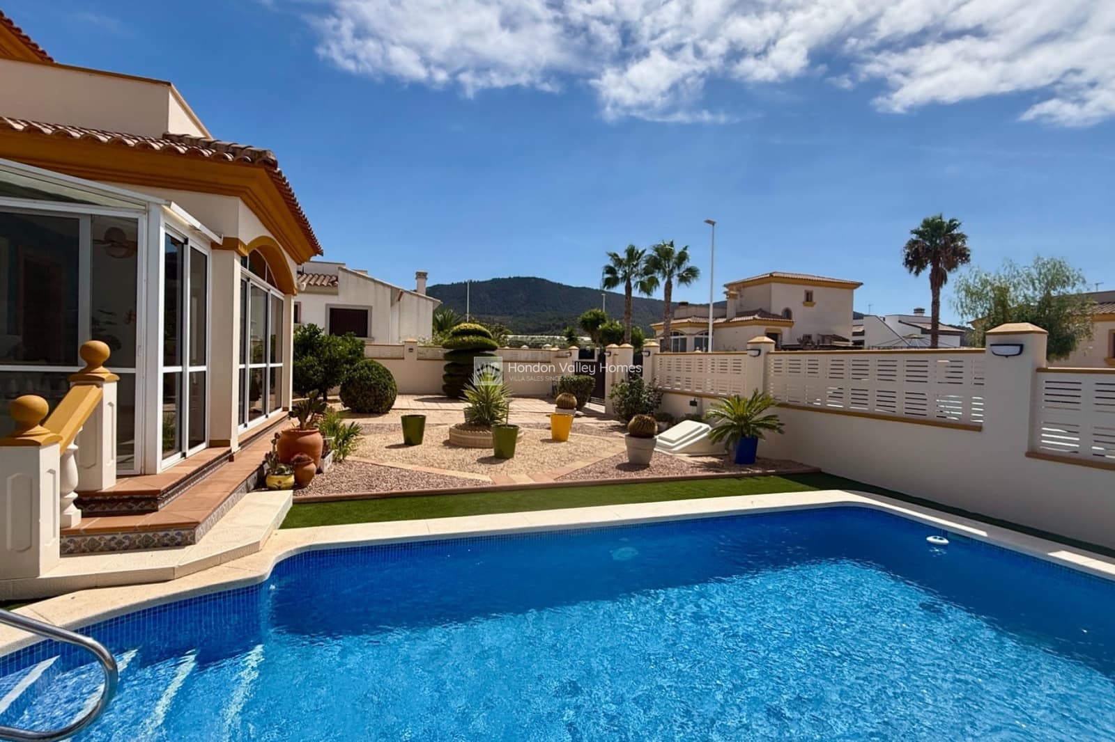 3 soveværelse Villa til salg i Hondon de las Nieves med swimmingpool - € 298.000 (Ref: 9208708)