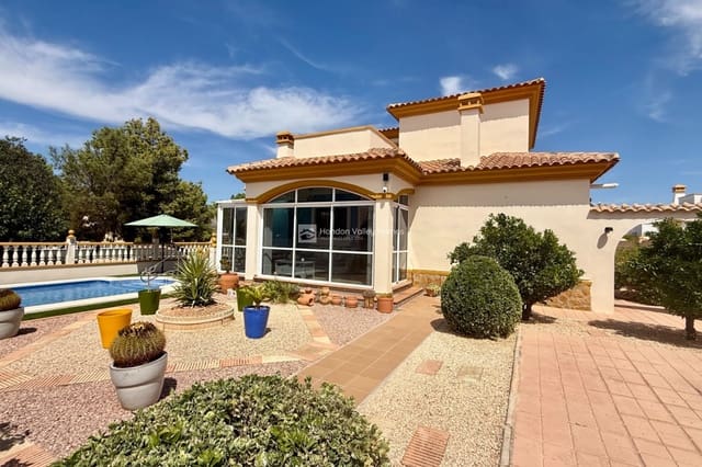 Chalet de 3 habitaciones en Hondón de las Nieves en venta con piscina - 298.000 € (Ref: 9208708)