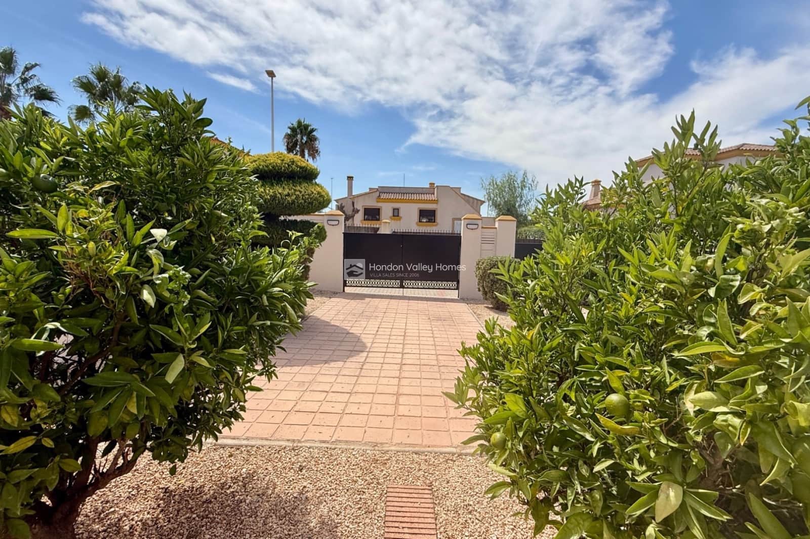 3 soveværelse Villa til salg i Hondon de las Nieves med swimmingpool - € 298.000 (Ref: 9208708)