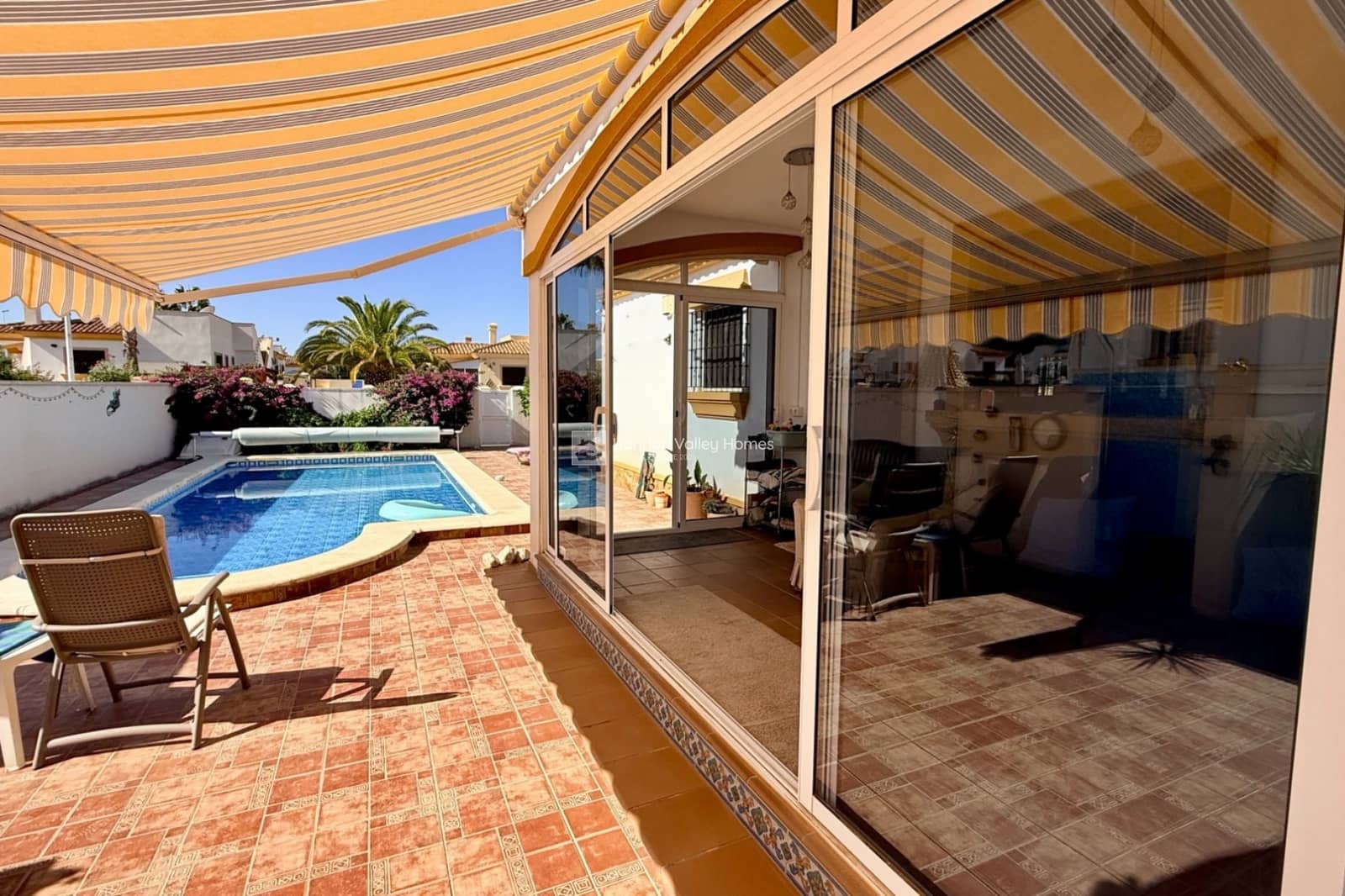 3 bedroom Villa for sale in Hondon de las Nieves with pool - € 250,000 (Ref: 9243654)