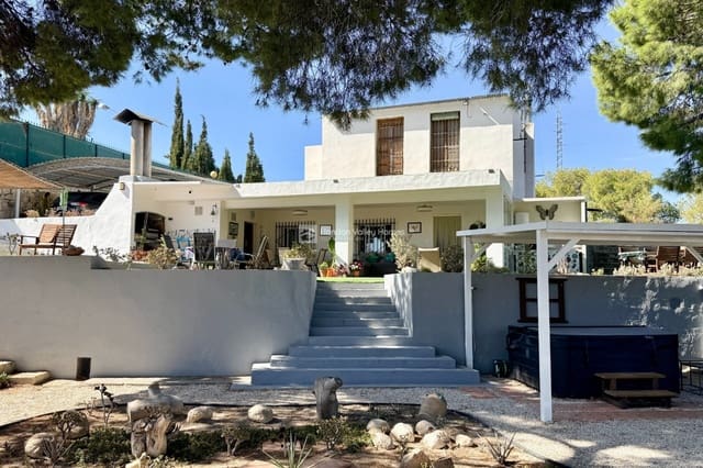 4 soveværelse Villa til salg i Peña de las Águilas, Elche / Elx - € 299.950 (Ref: 9253718)