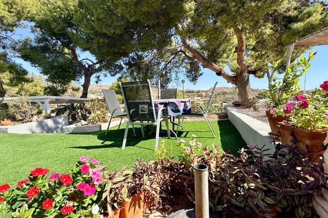 4 soveværelse Villa til salg i Peña de las Águilas, Elche / Elx - € 299.950 (Ref: 9253718)