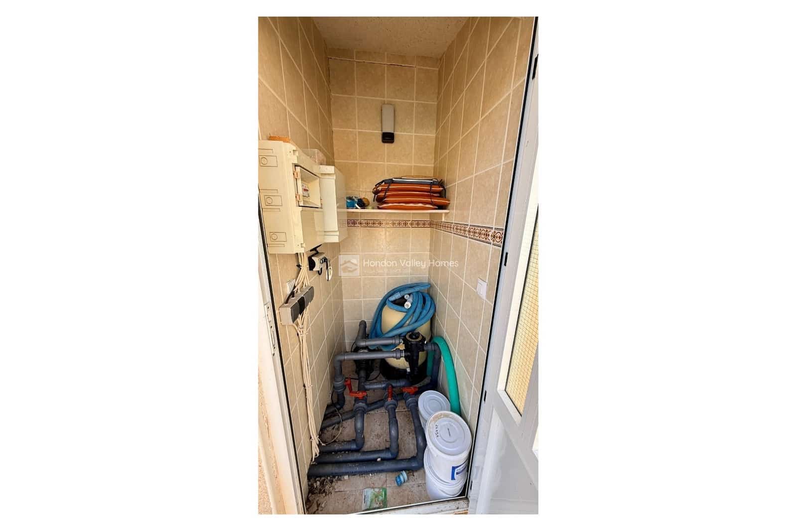 3 bedroom Villa for sale in Hondon de las Nieves with pool garage - € 420,000 (Ref: 9282639)