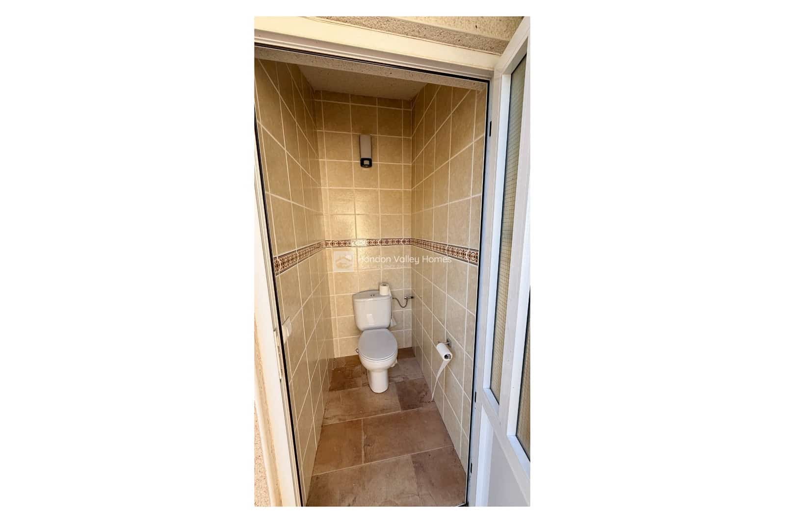 3 bedroom Villa for sale in Hondon de las Nieves with pool garage - € 420,000 (Ref: 9282639)