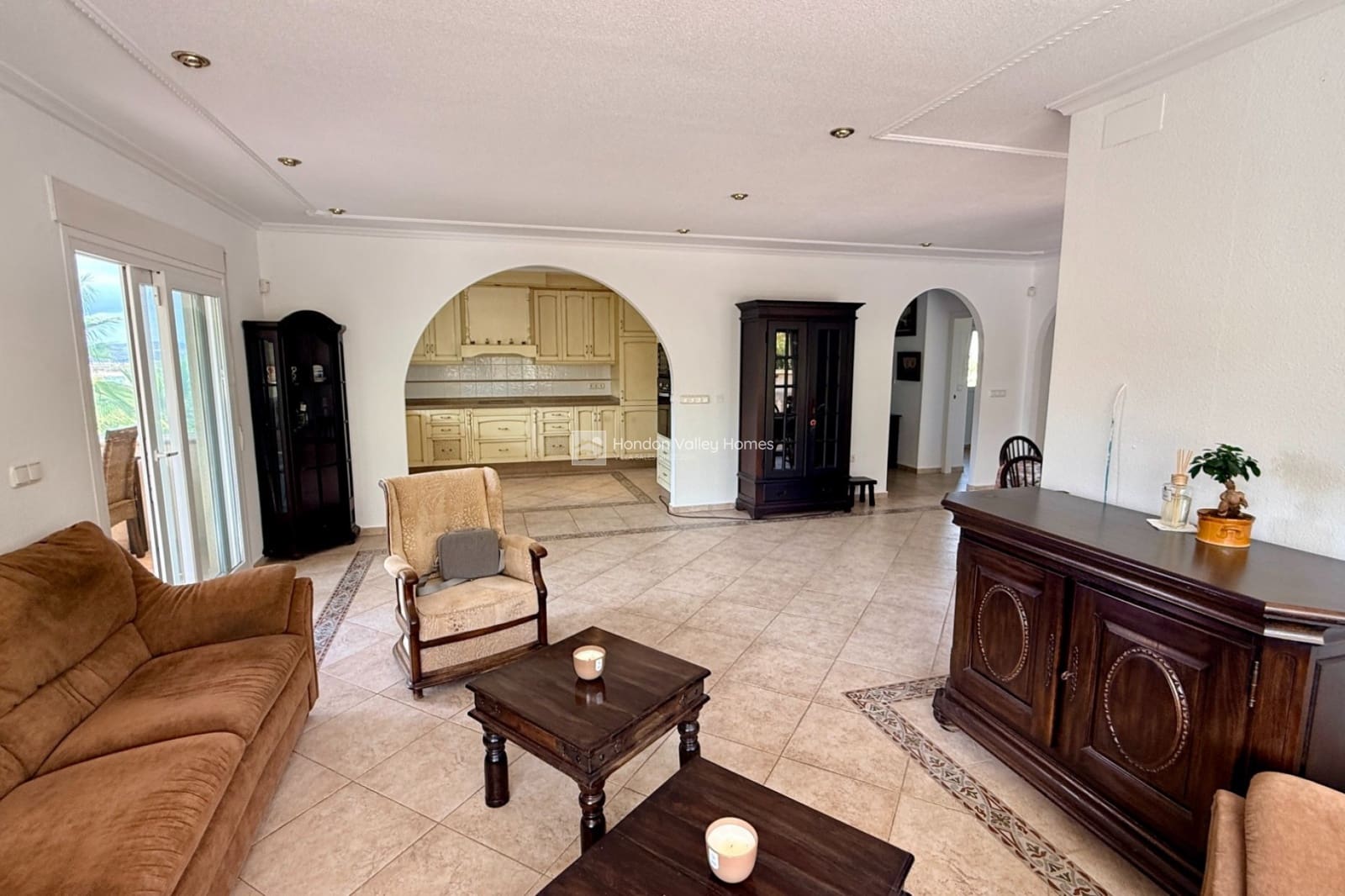 3 bedroom Villa for sale in Hondon de las Nieves with pool garage - € 420,000 (Ref: 9282639)