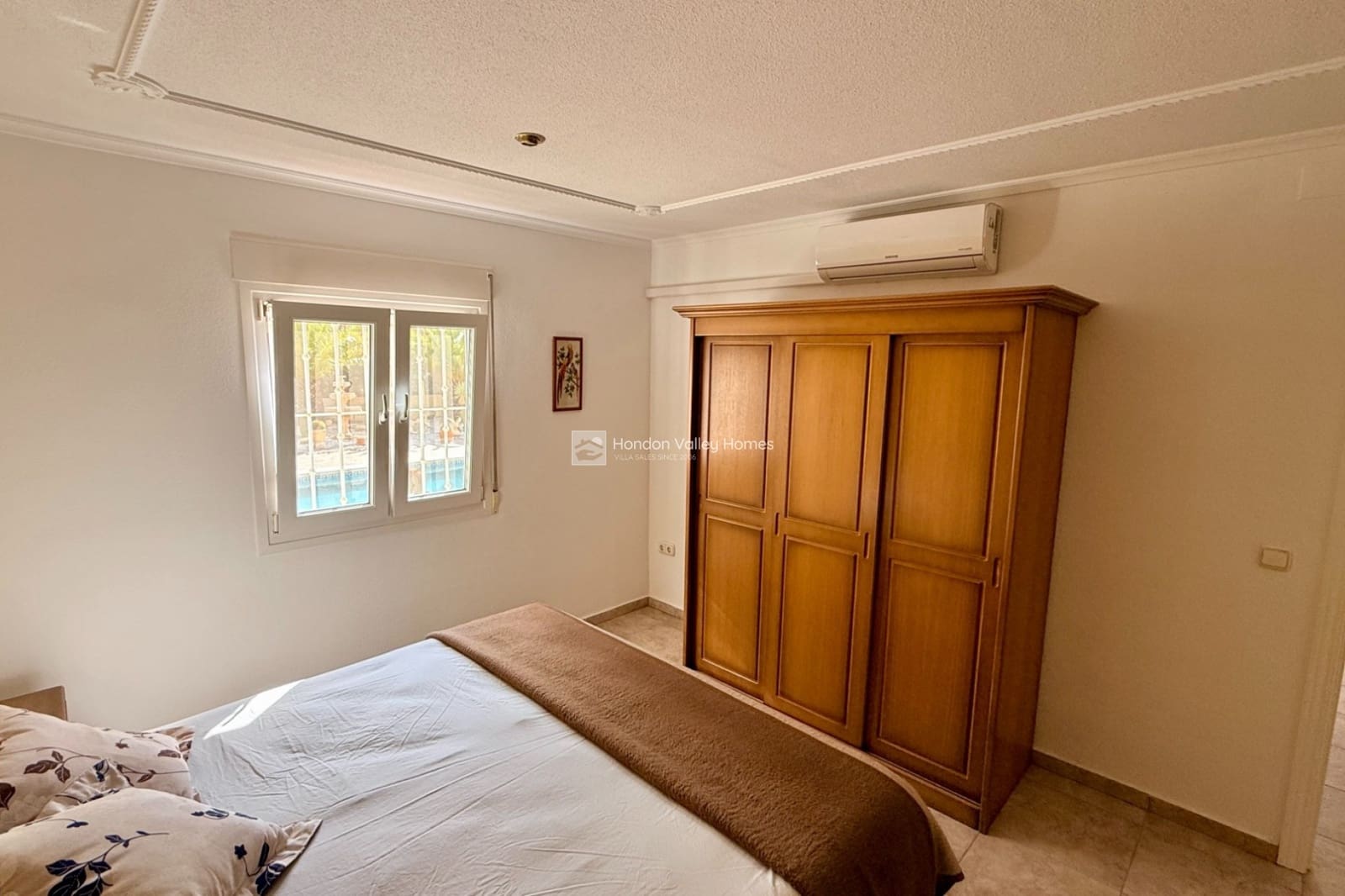 3 bedroom Villa for sale in Hondon de las Nieves with pool garage - € 420,000 (Ref: 9282639)