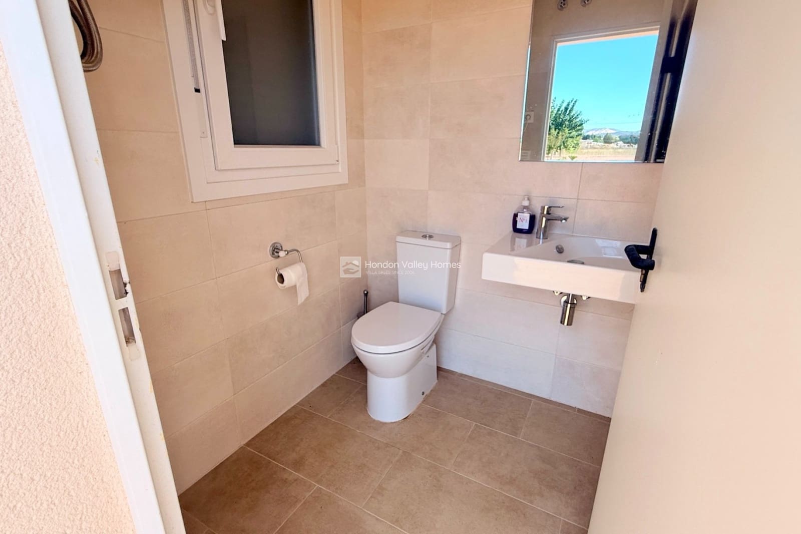 4 soveværelse Villa til salg i Hondon de las Nieves med swimmingpool garage - € 399.000 (Ref: 9331043)