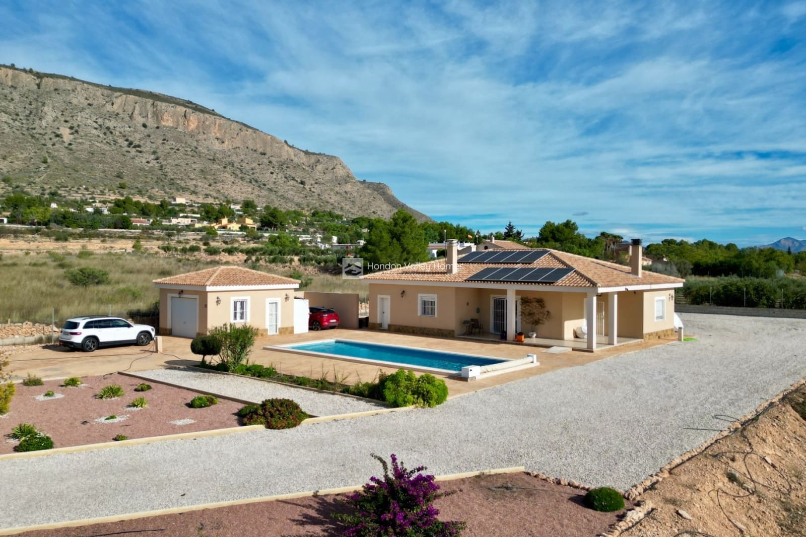 4 soveværelse Villa til salg i Hondon de las Nieves med swimmingpool garage - € 399.000 (Ref: 9331043)